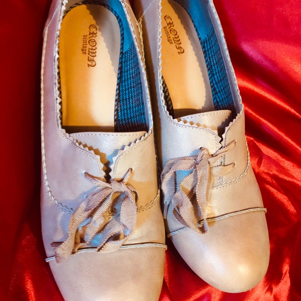 Vintage wedge shoes